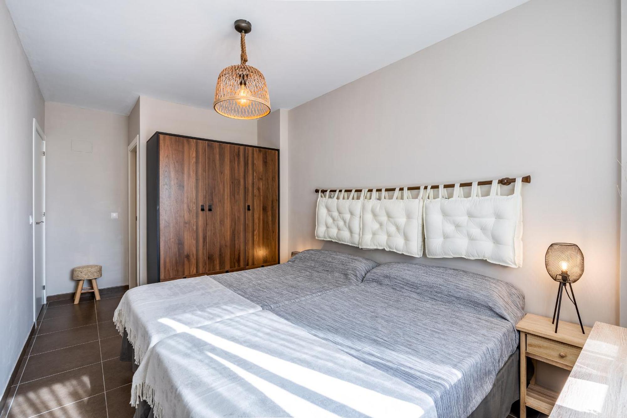 Bonito Apartamento En La Playa Con Piscina Торенуева Екстериор снимка