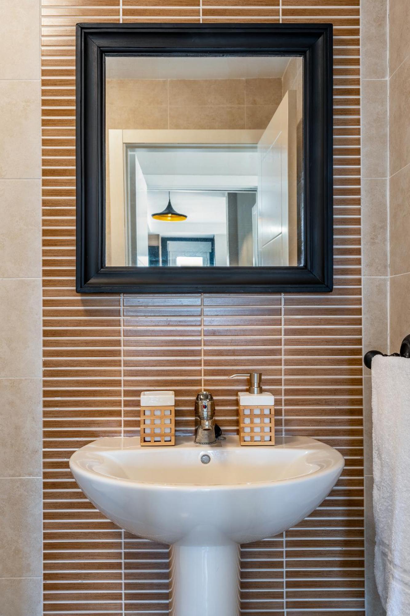 Bonito Apartamento En La Playa Con Piscina Торенуева Екстериор снимка